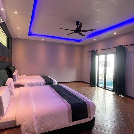 Charis Janda Baik Semi D Villa 6: 3 Bedroom + Pool Bentong Dış mekan fotoğraf