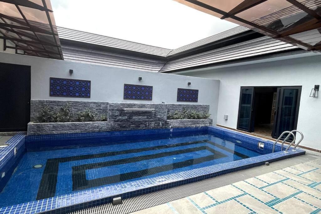 Charis Janda Baik Semi D Villa 6: 3 Bedroom + Pool Bentong Dış mekan fotoğraf